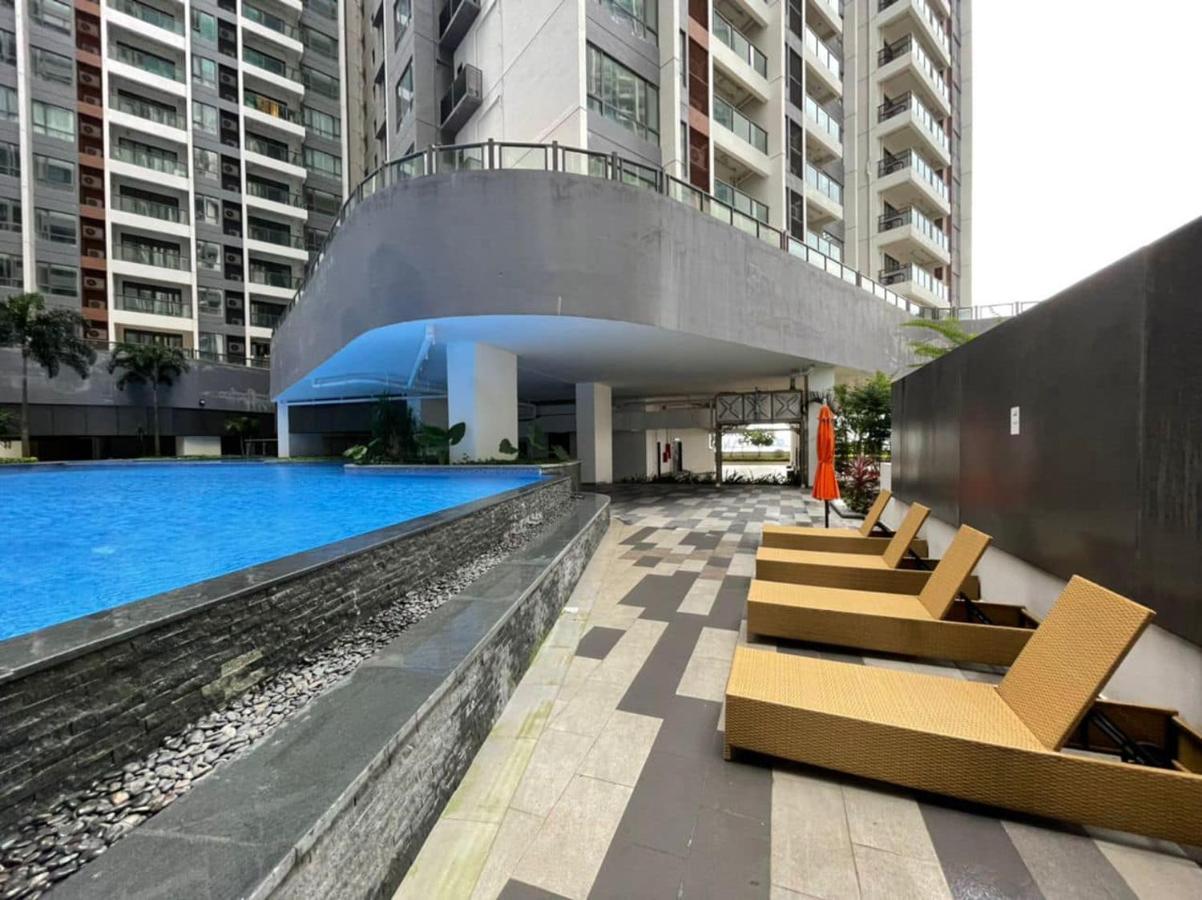 R&F Princess Cove Premium Homestay Famaily Johor Bahru Exterior foto