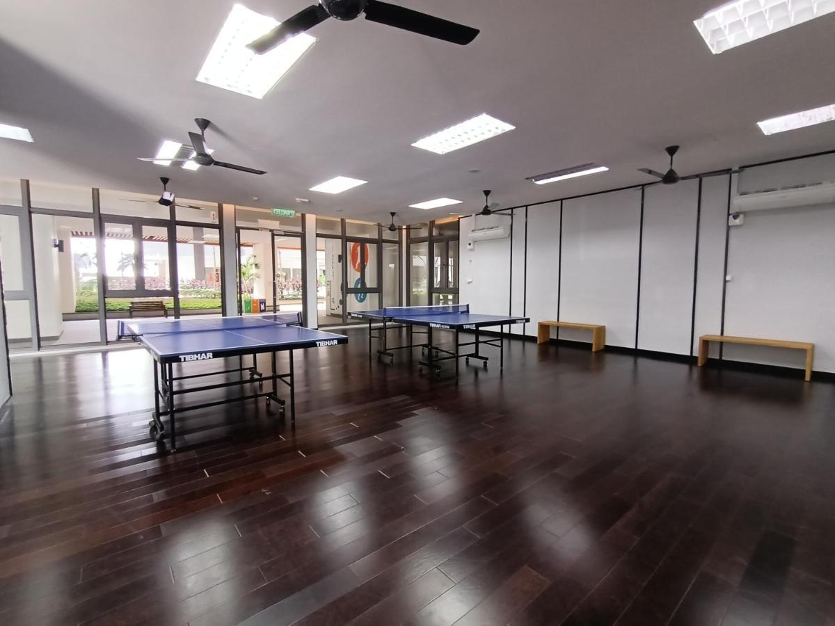R&F Princess Cove Premium Homestay Famaily Johor Bahru Exterior foto
